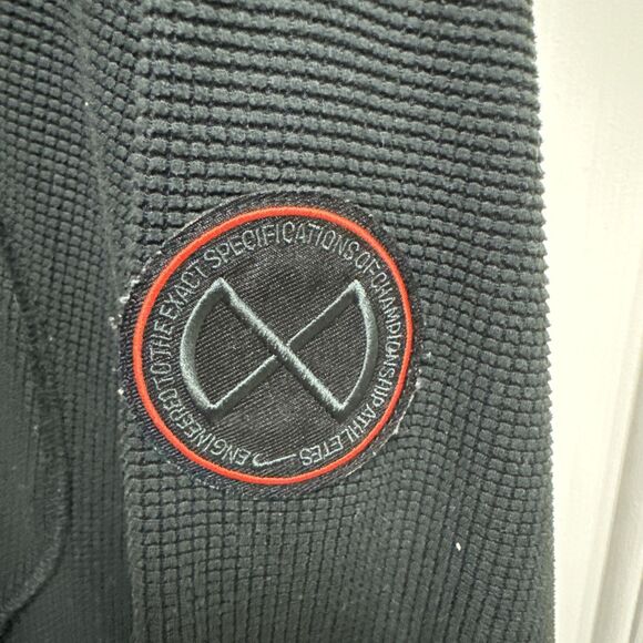 Nike Center Swoosh Hoodie Men’s Medium Black Loose Fit Waffle Knit Dri Fit - Picture 4 of 6